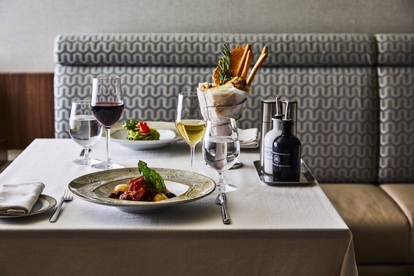 Silversea, Silver Whisper, La Terrazza 1.jpg